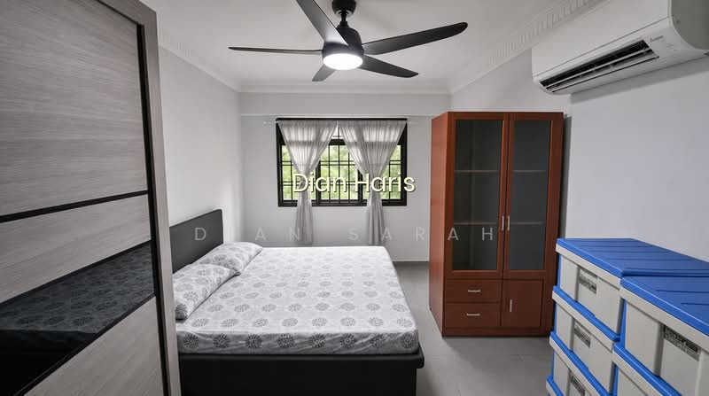 324 SEMBAWANG CLOSE photo 3