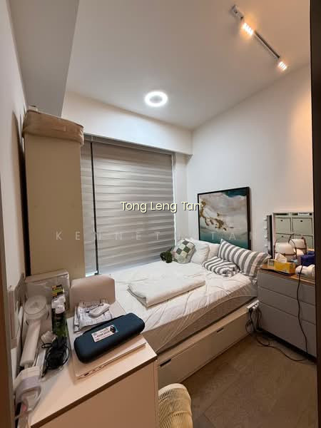 LEEDON GREEN photo 3