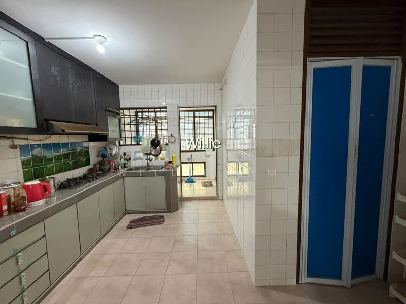 732 JURONG WEST STREET 73 photo 3
