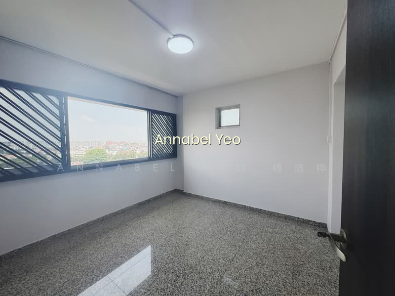 135 SERANGOON NORTH AVENUE 2 photo 4