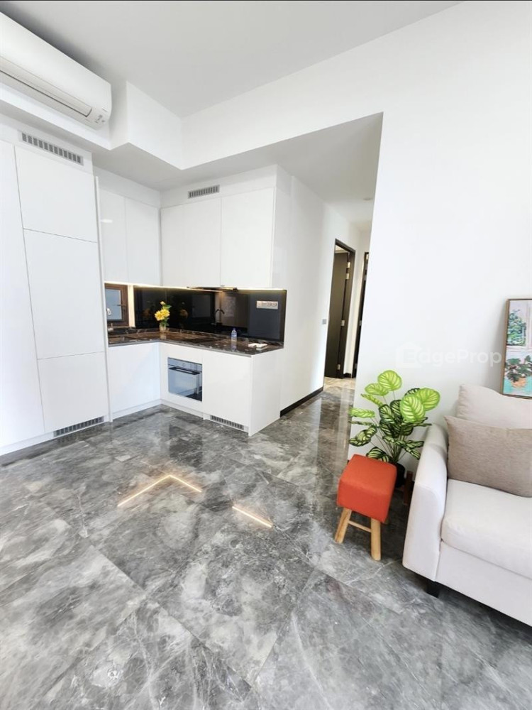 MIDTOWN BAY 4