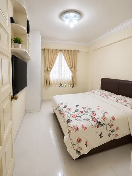 180 ANG MO KIO AVENUE 5