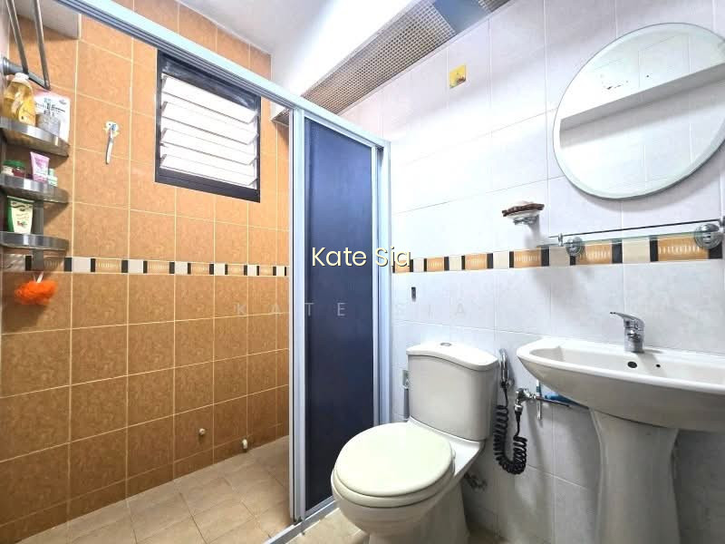 154 RIVERVALE CRESCENT photo 5