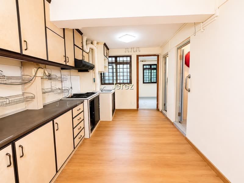 30 MARINE CRESCENT photo 3
