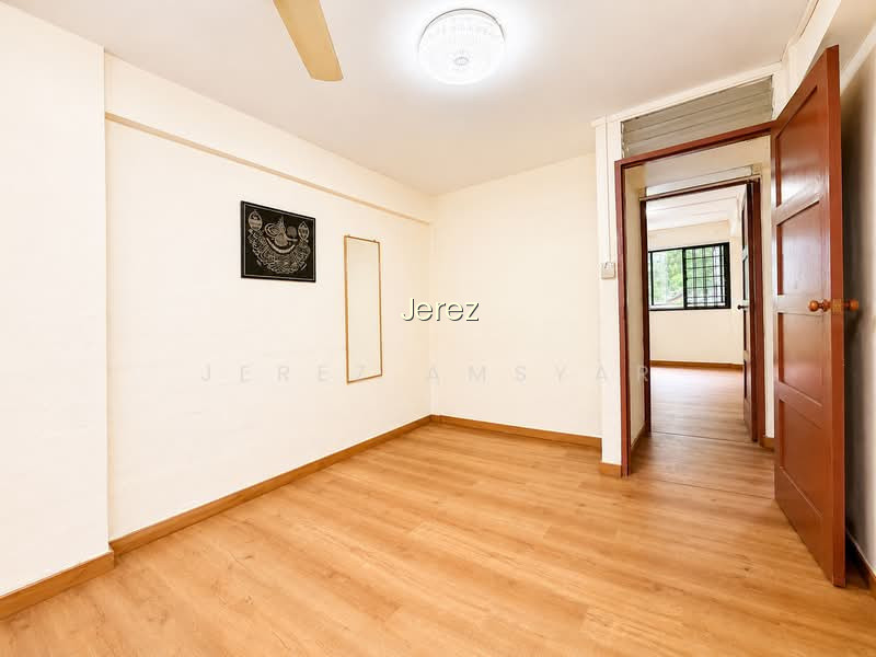 30 MARINE CRESCENT photo 6