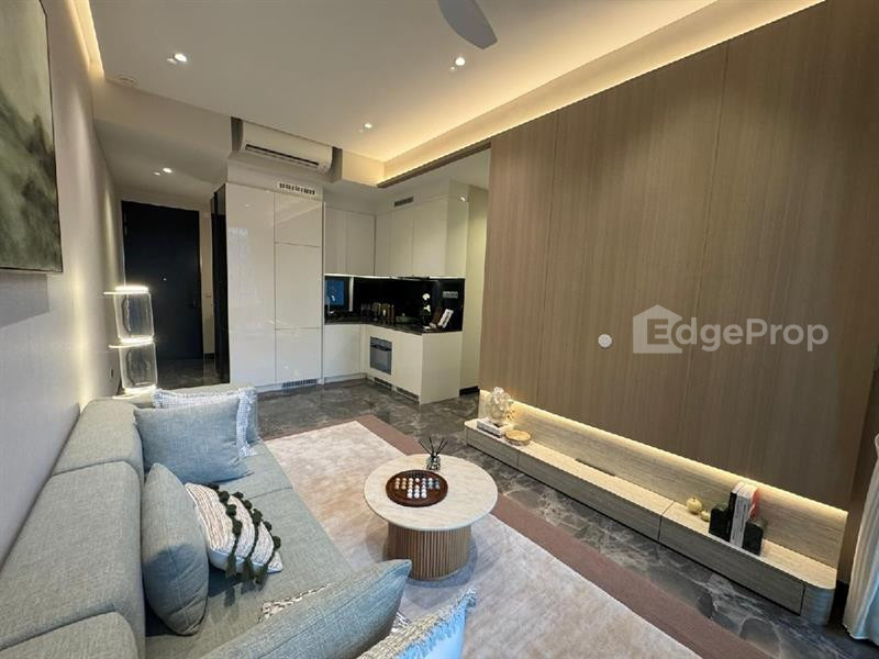 MIDTOWN BAY 4