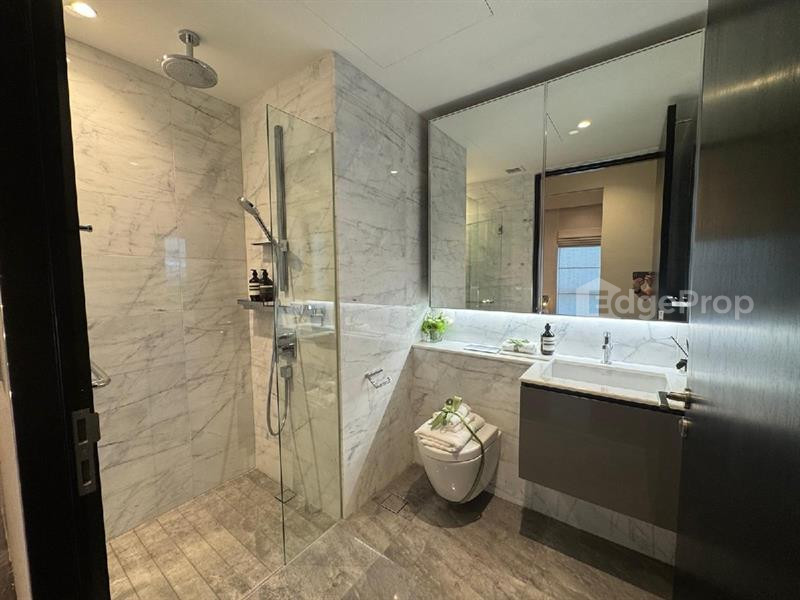 MIDTOWN BAY 10