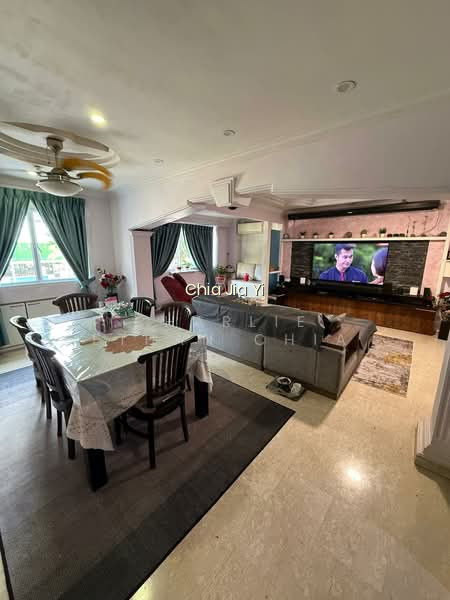640 WOODLANDS RING ROAD photo 4
