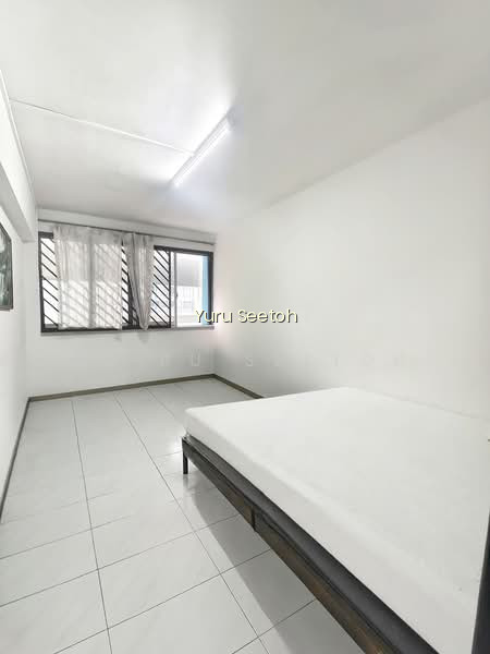 911 JURONG WEST STREET 91 photo 4