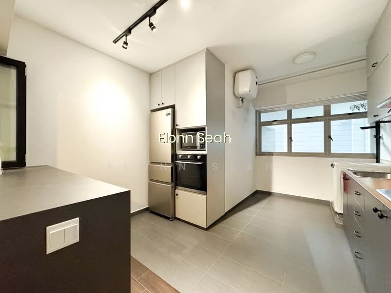 50 STRATHMORE AVENUE photo 3