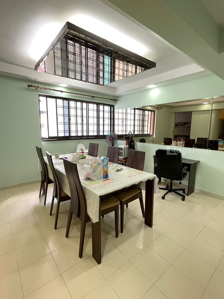 155 YISHUN STREET 11 image 1 of 3