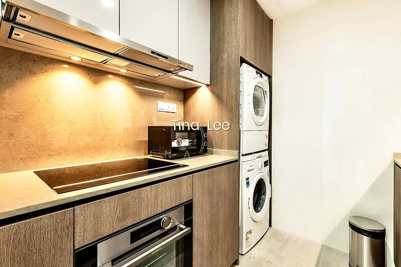 AVENUE SOUTH RESIDENCE 4
