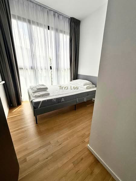 AVENUE SOUTH RESIDENCE 7