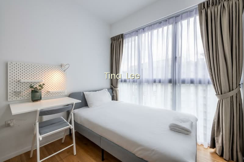 AVENUE SOUTH RESIDENCE 8