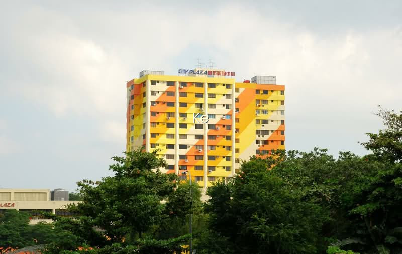 CITY PLAZA 4