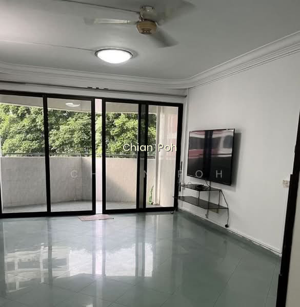 236A SERANGOON AVENUE 2 image 1 of 10