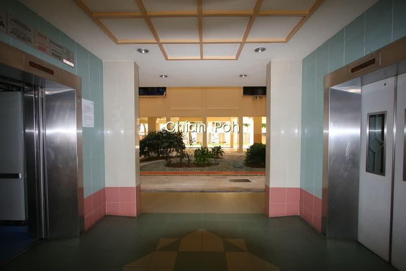 236A SERANGOON AVENUE 2 photo 3