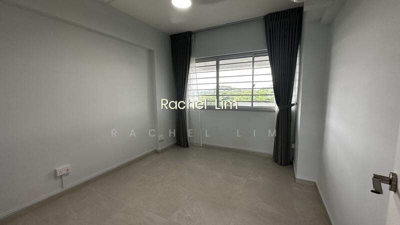852 JURONG WEST STREET 81 image 1 of 8