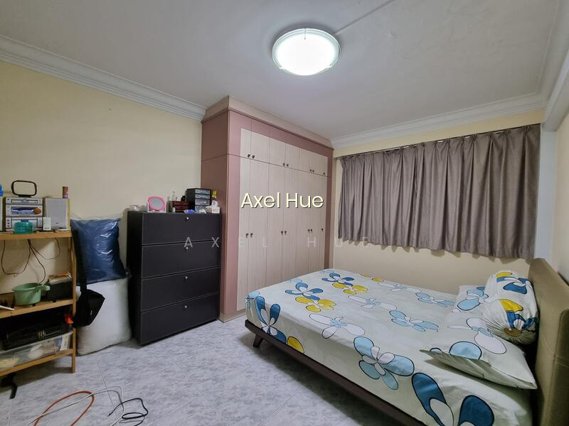 498J TAMPINES STREET 45 image 1 of 10