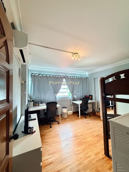 237 TAMPINES STREET 21 photo 3