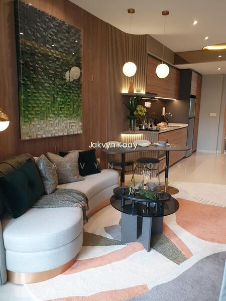 MIDWOOD 7