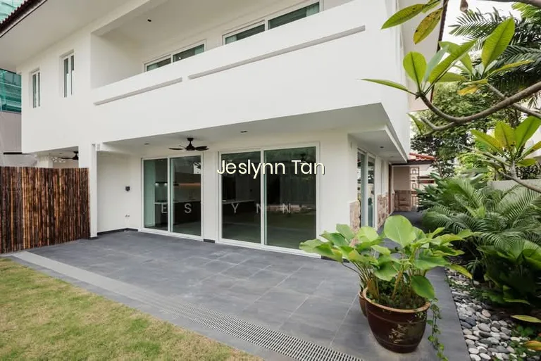 Katong/Meyer/Amber Modern Detached for Multi Generation Living image 1 of 10
