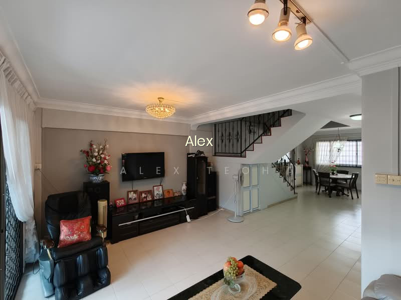 221 BUKIT BATOK EAST AVENUE 3 photo 2