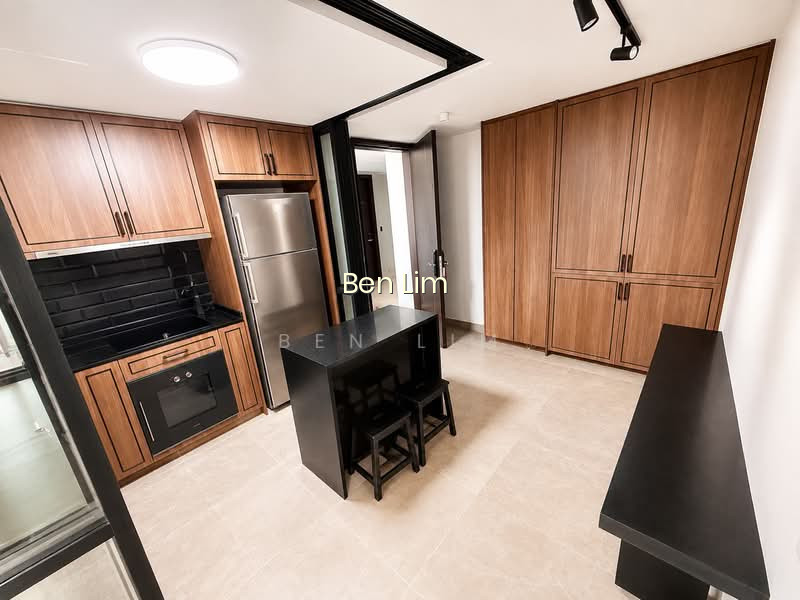 MAYFAIR MODERN 2
