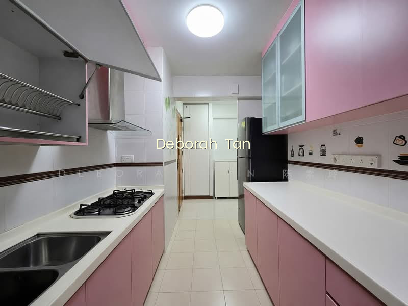 672A EDGEFIELD PLAINS photo 3