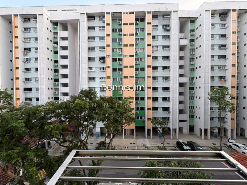306 Yishun Central photo 3