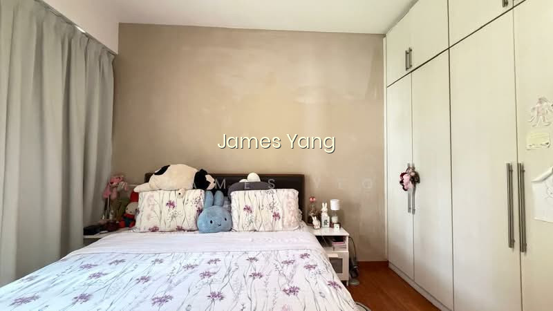VARSITY PARK CONDOMINIUM photo 3