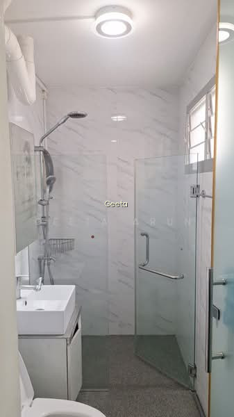 532 HOUGANG AVENUE 6 image 1 of 10
