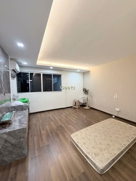 532 HOUGANG AVENUE 6 photo 2