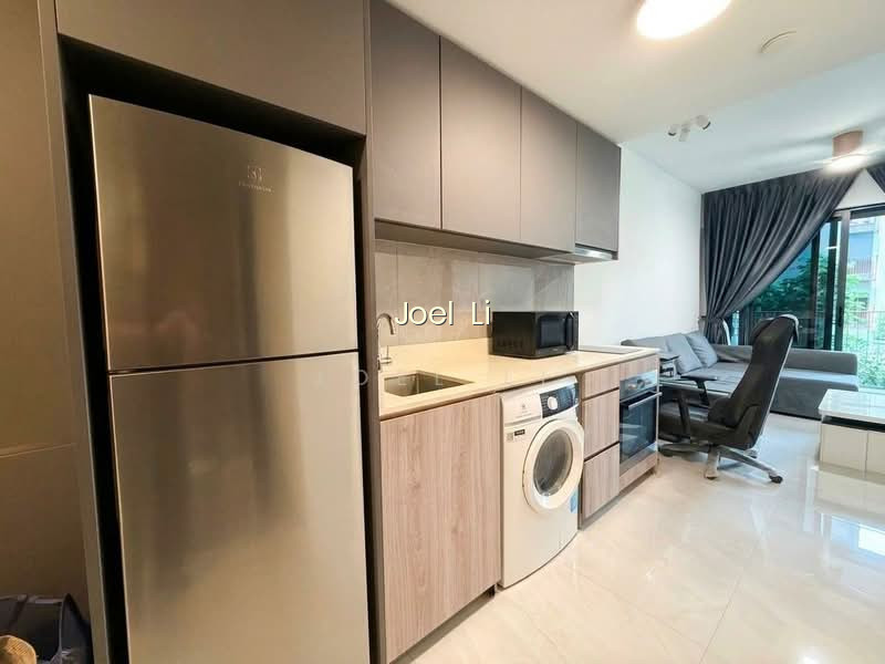 RIVERFRONT RESIDENCES 3