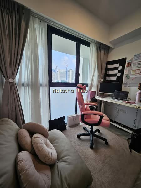 One Pearl Bank photo 6