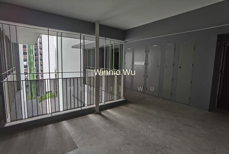 605D TAMPINES STREET 61 photo 4