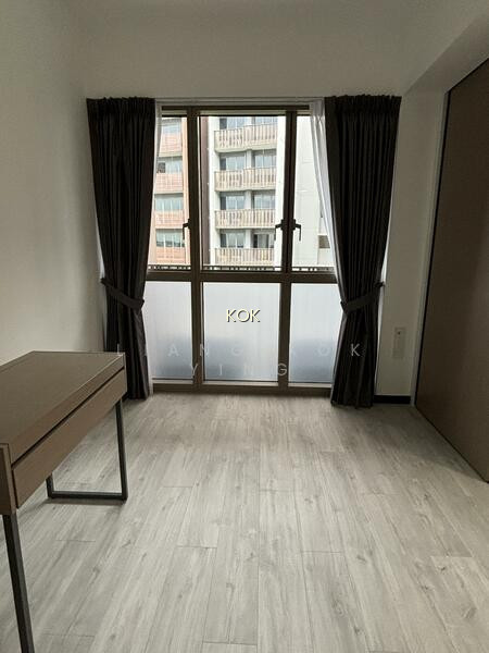 Pasir Ris 8 photo 6