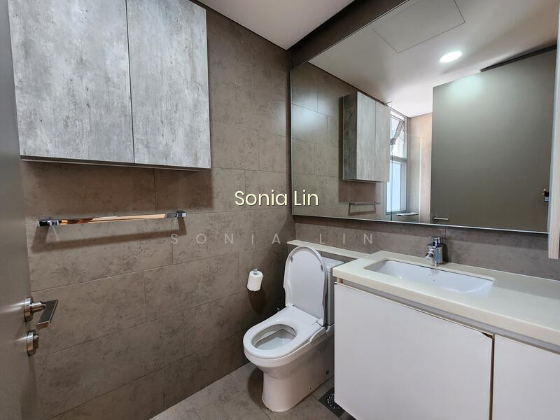 STRATUM 4