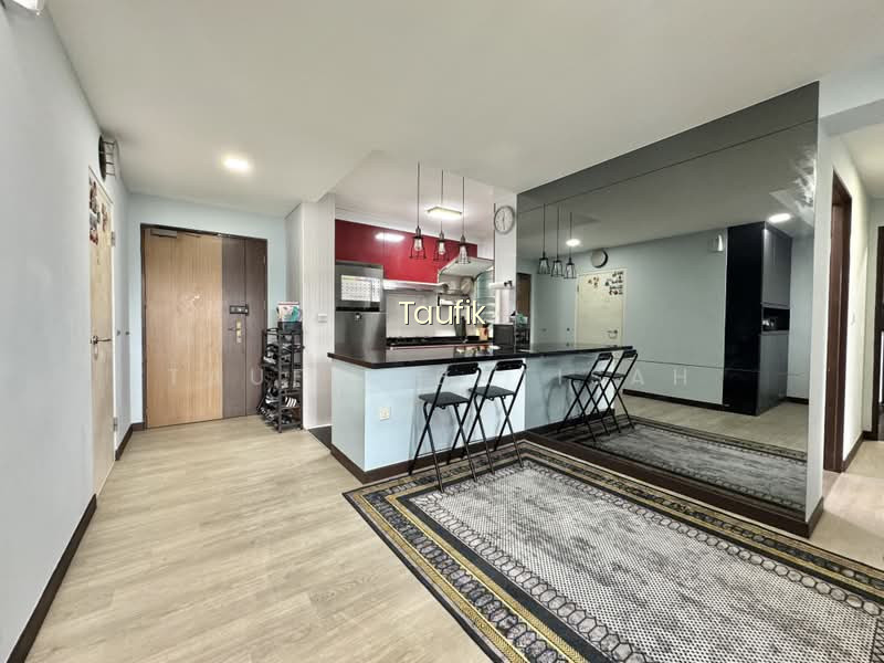 194B BUKIT BATOK WEST AVENUE 6 image 1 of 7