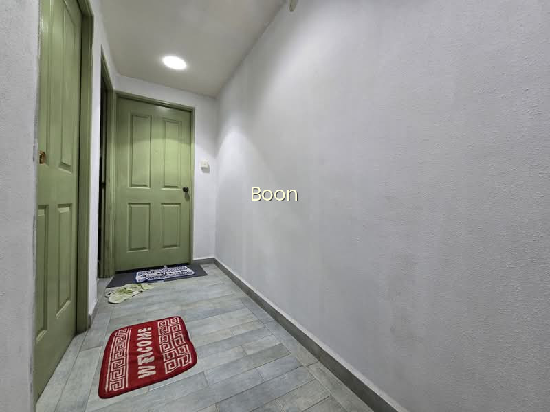 542 WOODLANDS DRIVE 16 photo 2