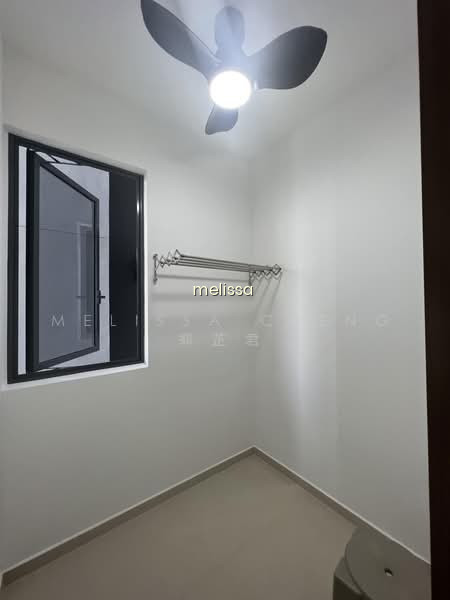 Stirling Residences photo 6