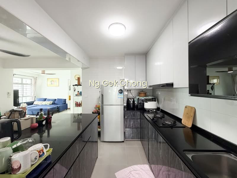 421B NORTHSHORE DRIVE photo 2