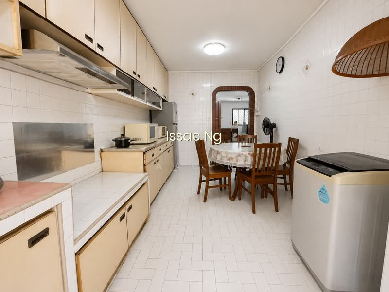 166 TAMPINES STREET 12 photo 5