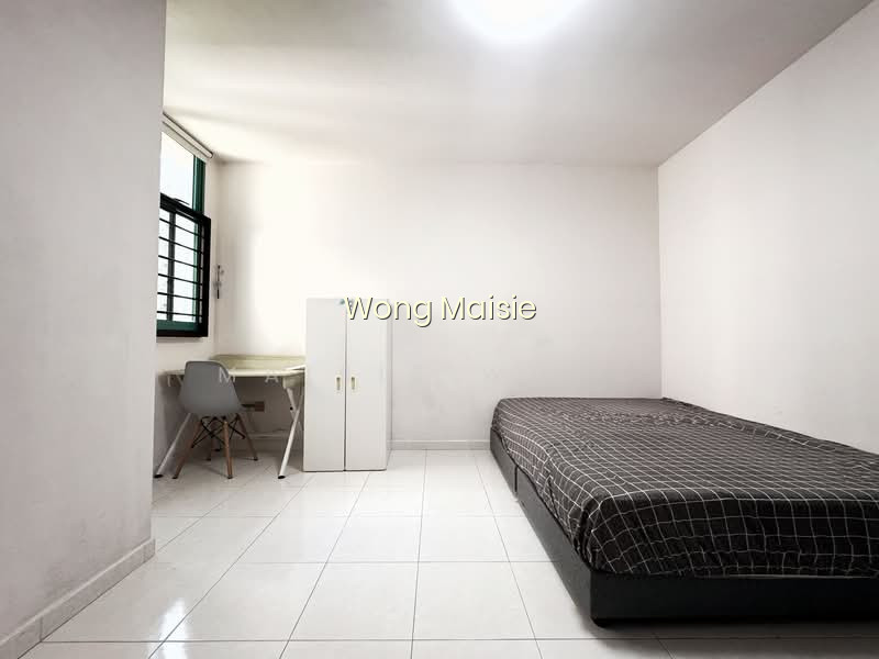 484 SEGAR ROAD photo 3