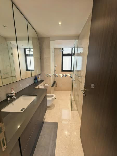 AVENUE SOUTH RESIDENCE 4