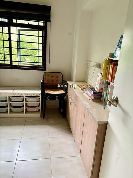 296A COMPASSVALE CRESCENT image 1 of 9