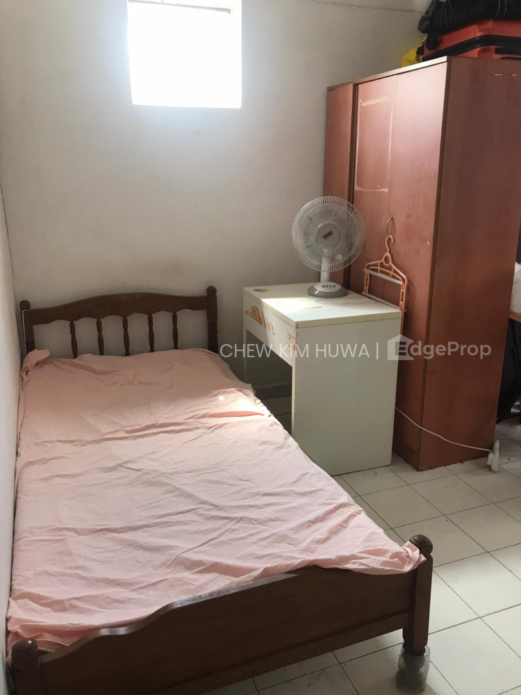 221 BUKIT BATOK EAST AVENUE 3 image 1 of 3