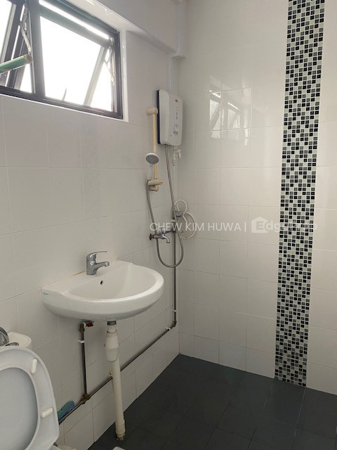 221 BUKIT BATOK EAST AVENUE 3 photo 2