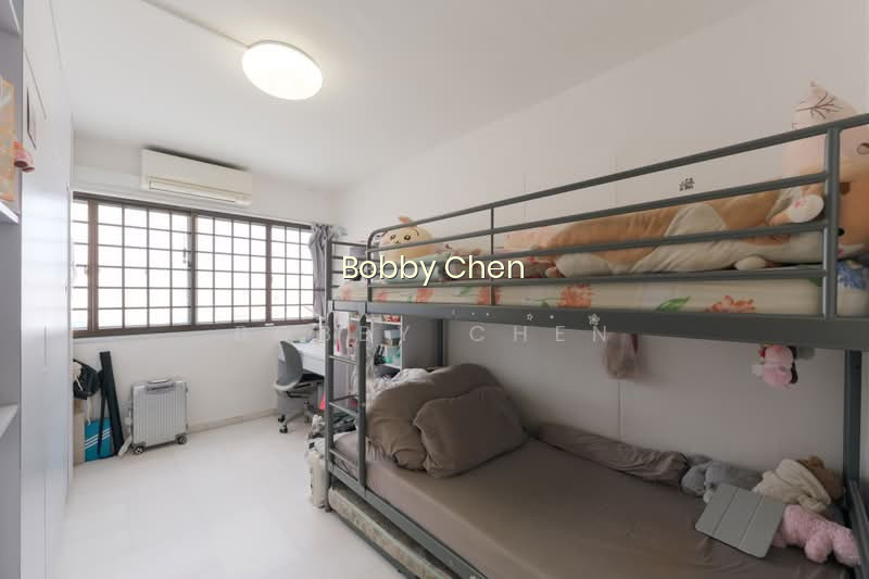 661 Yishun Avenue 4 photo 3