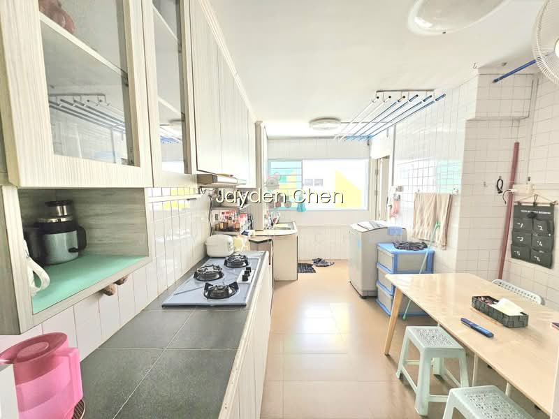 694 HOUGANG STREET 61 image 1 of 10